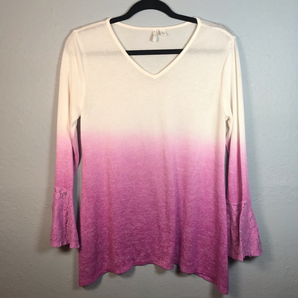 Est‎ 1946 ombré sweater with bell sleeves size S
